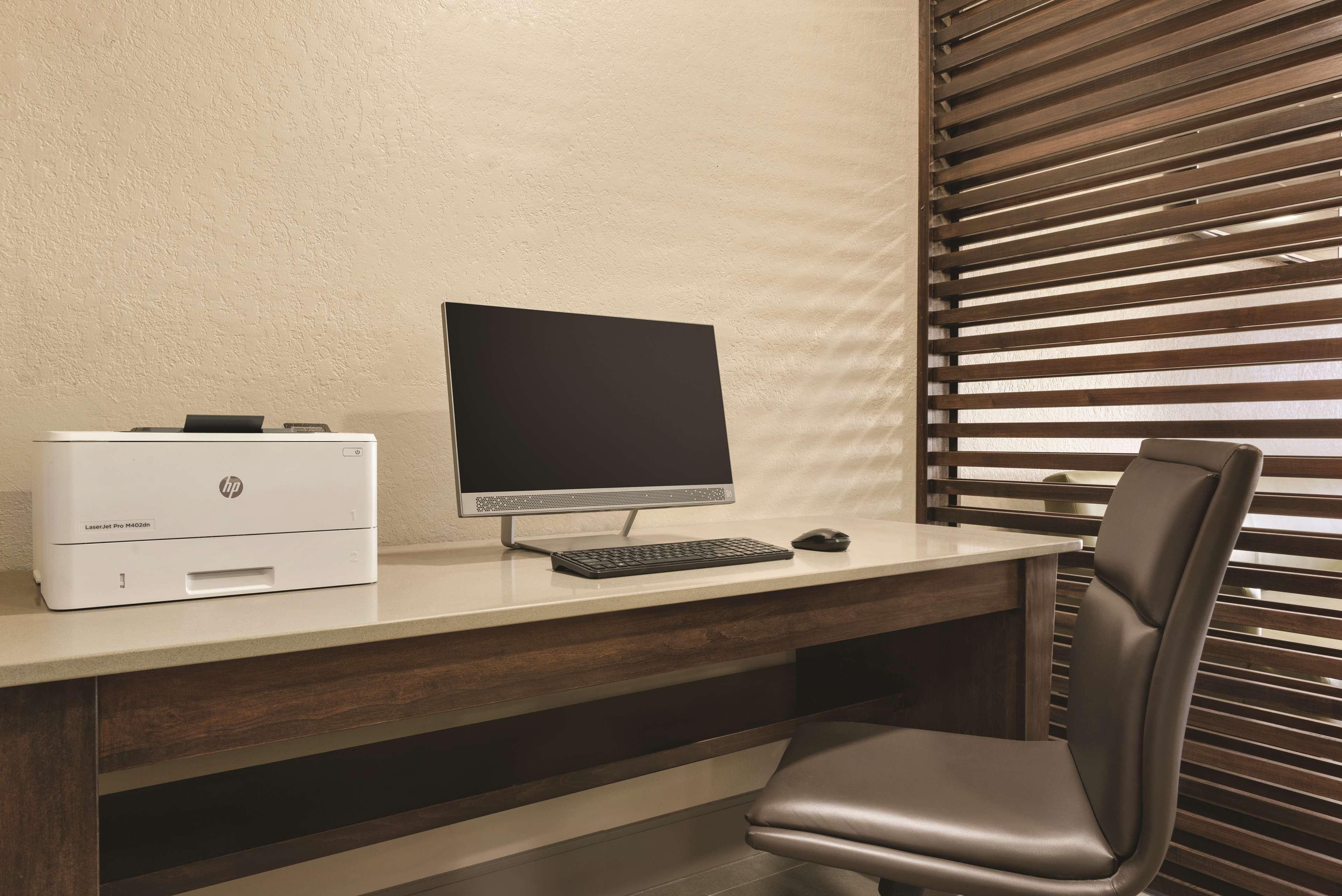 Country Inn & Suites By Radisson, Coralville, Ia Extérieur photo